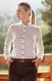 Camisa Sierra Lady blanco con patrón de ramitas y hojas